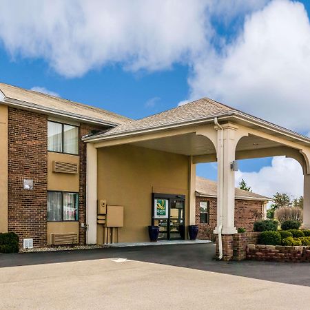 Quality Inn I-74 Batesville Екстер'єр фото