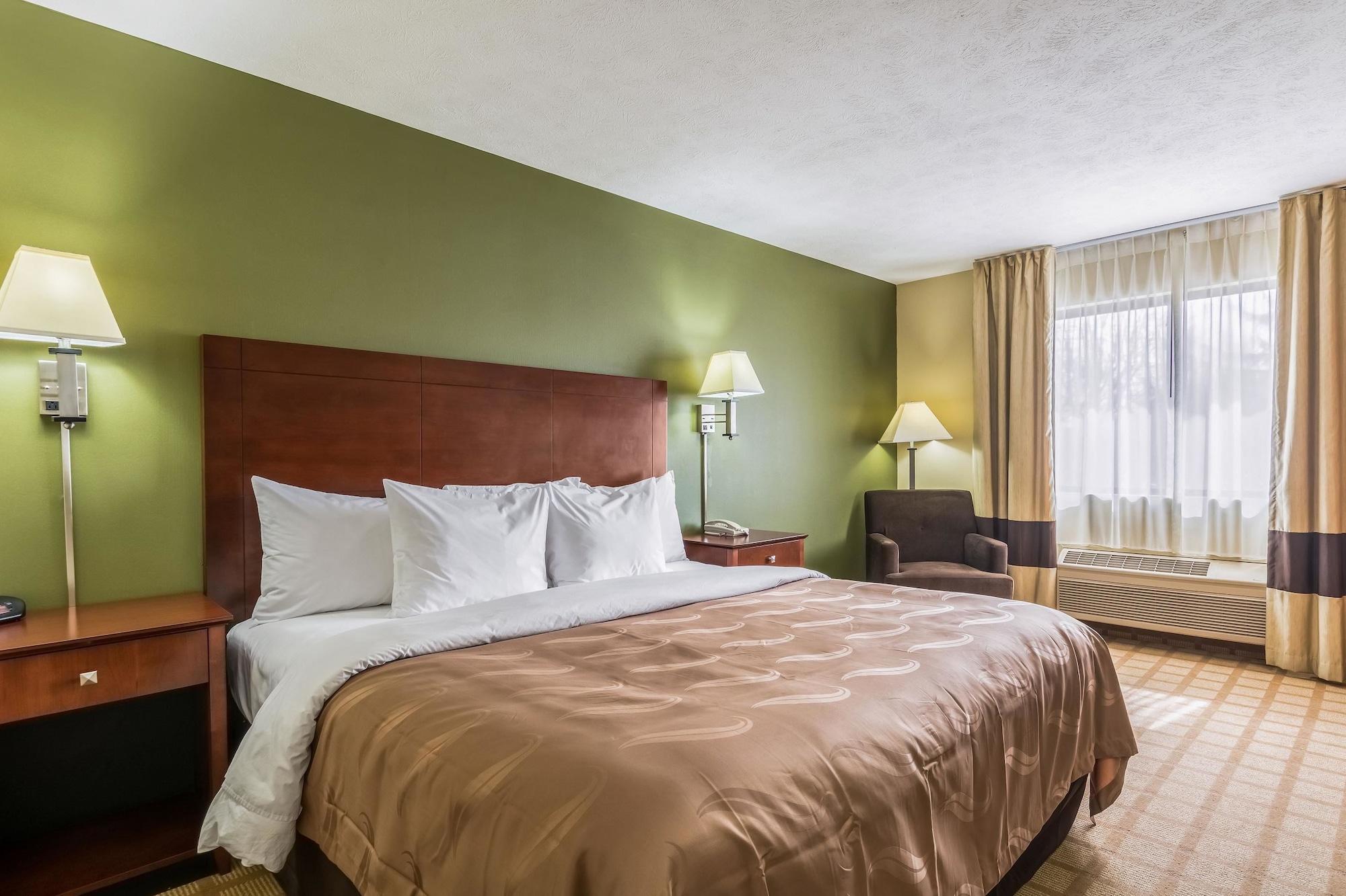 Quality Inn I-74 Batesville Екстер'єр фото