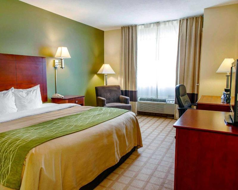 Quality Inn I-74 Batesville Екстер'єр фото